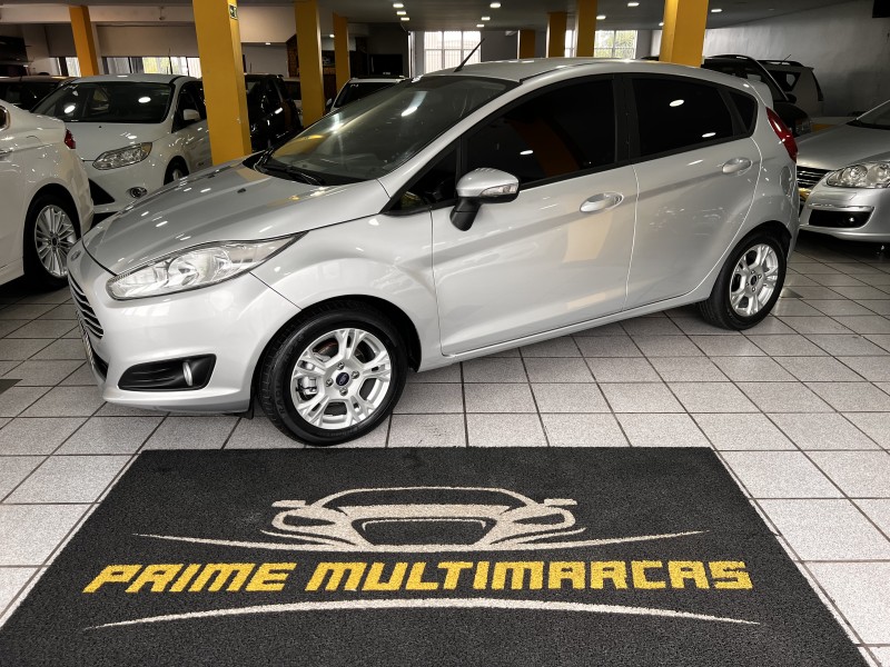 fiesta 1.6 se hatch 16v flex 4p automatico 2015 caxias do sul