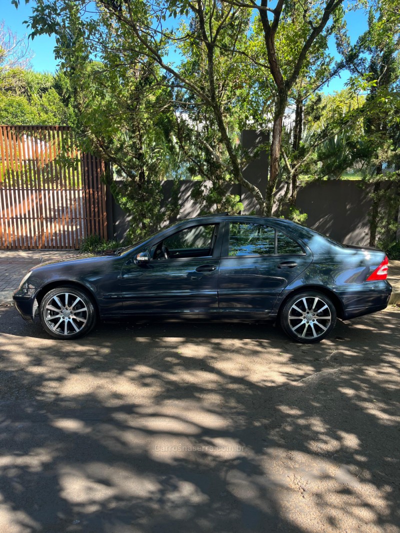 C 180 1.8 CLASSIC PLUS GASOLINA 4P AUTOMÁTICO - 2002 - ERECHIM