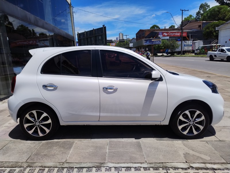 MARCH 1.6 SL 16V FLEX 4P MANUAL - 2015 - CAXIAS DO SUL