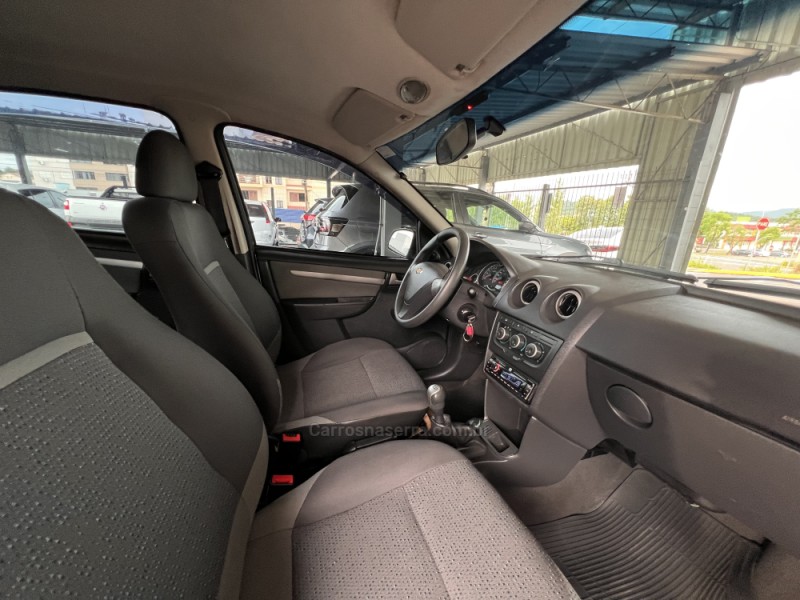 CELTA 1.0 MPFI LT 8V FLEX 4P MANUAL - 2015 - BOM PRINCíPIO