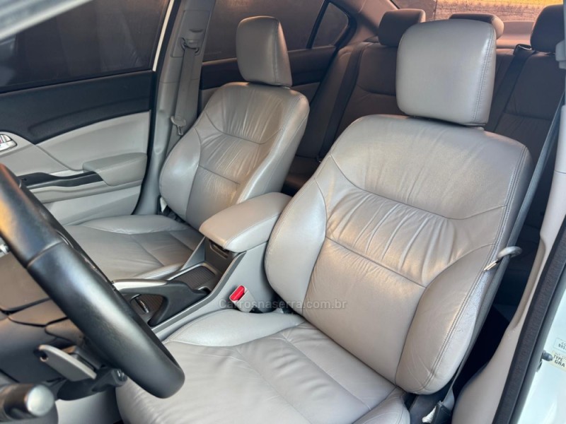 CIVIC 2.0 LXR 16V FLEX 4P AUTOMÁTICO - 2015 - ESTâNCIA VELHA