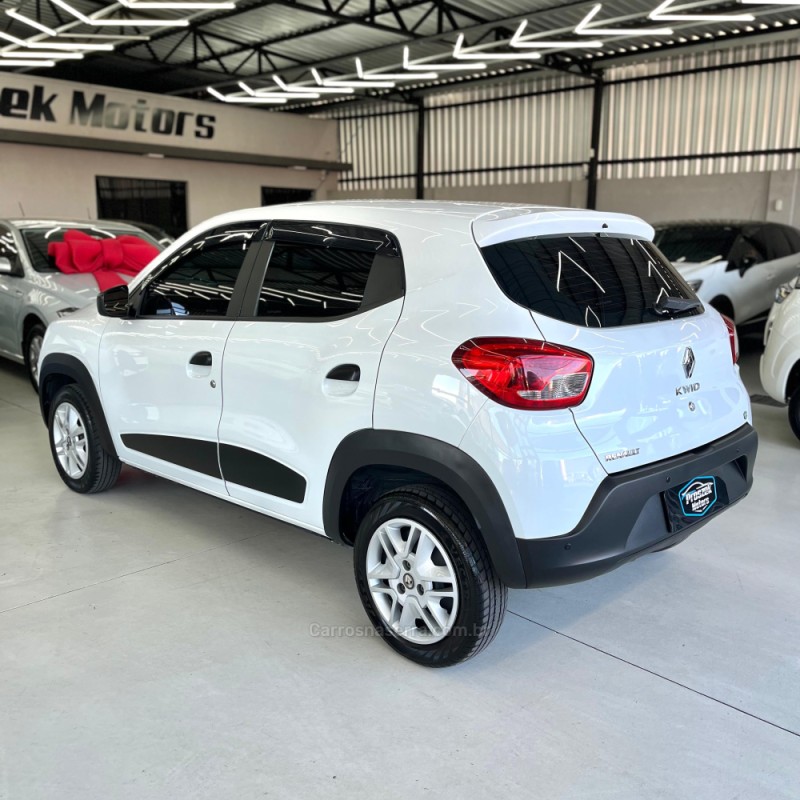 KWID 1.0 12V SCE FLEX ZEN MANUAL - 2019 - CANOAS