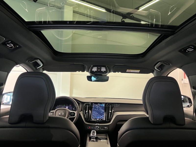 XC60 2.0 T8 ULTIMATE DARK AWD HIBRIDO 4P AUTOMÁTICO  - 2024 - FLORES DA CUNHA