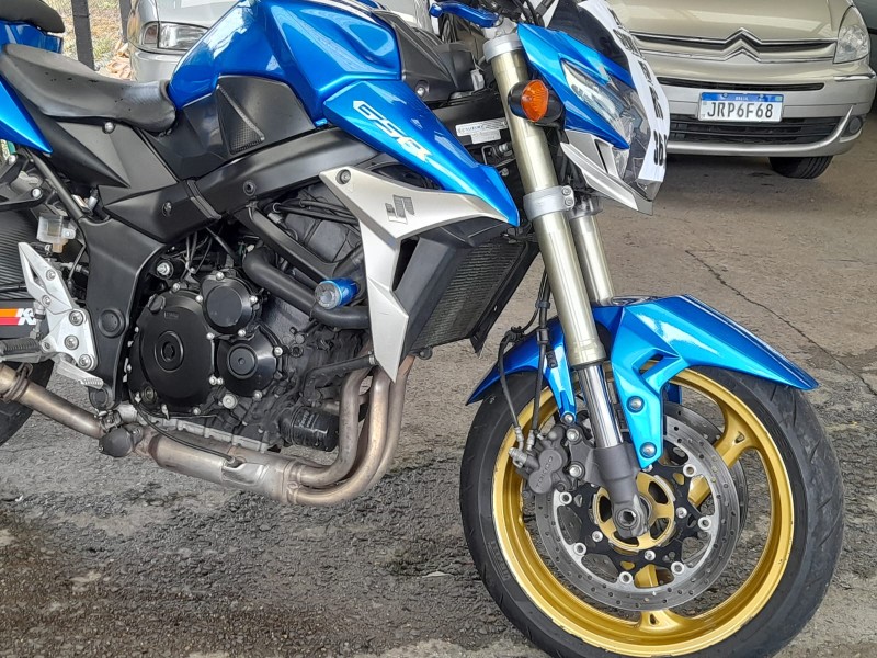 GSR 750 - 2015 - FARROUPILHA