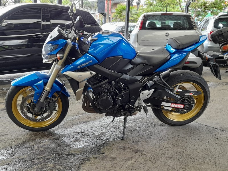 GSR 750 - 2015 - FARROUPILHA