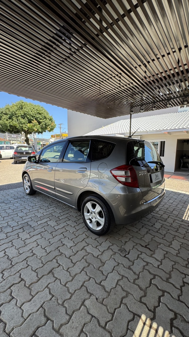 FIT 1.4 LXL 8V GASOLINA 4P AUTOMÁTICO - 2010 - LAJEADO