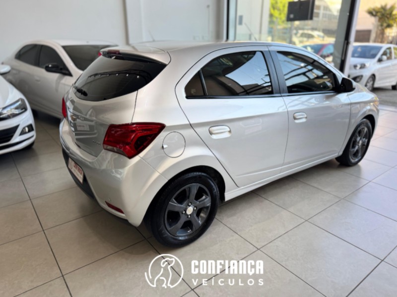 ONIX 1.4 MPFI LT 8V FLEX 4P MANUAL - 2019 - BENTO GONçALVES