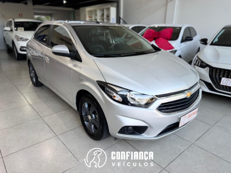 ONIX 1.4 MPFI LT 8V FLEX 4P MANUAL - 2019 - BENTO GONçALVES