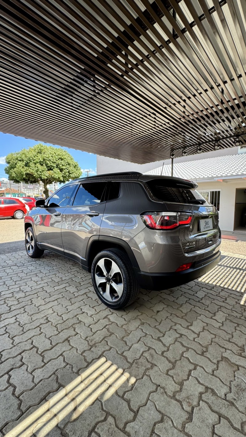 COMPASS 2.0 16V DIESEL LONGITUDE 4X4 AUTOMÁTICO - 2018 - LAJEADO