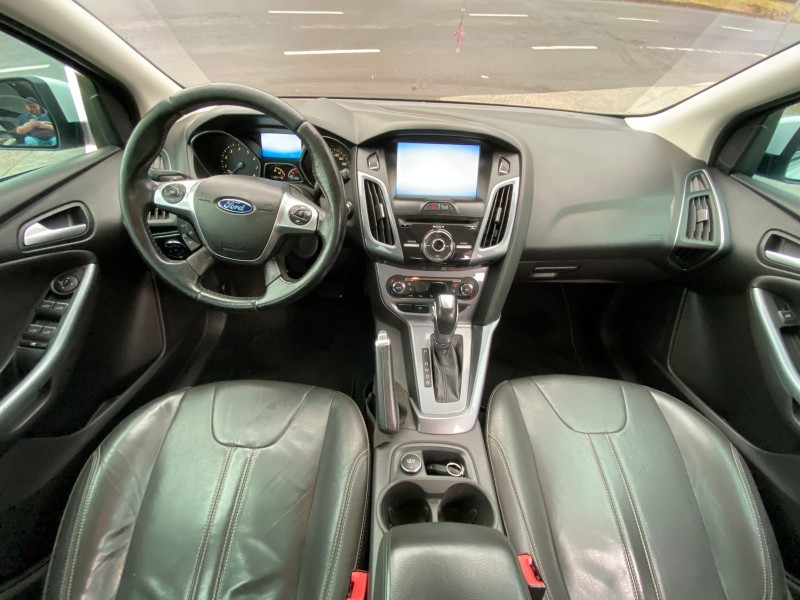FOCUS 2.0 TITANIUM HATCH 16V FLEX 4P AUTOMÁTICO - 2015 - CAXIAS DO SUL