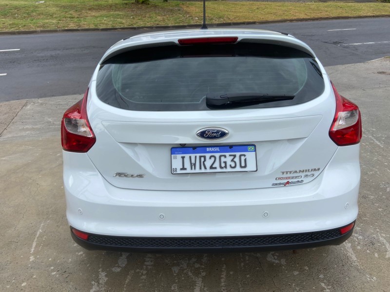 FOCUS 2.0 TITANIUM HATCH 16V FLEX 4P AUTOMÁTICO - 2015 - CAXIAS DO SUL