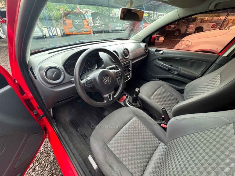 VOYAGE 1.6 MI COMFORTLINE 8V FLEX 4P MANUAL - 2015 - IGREJINHA