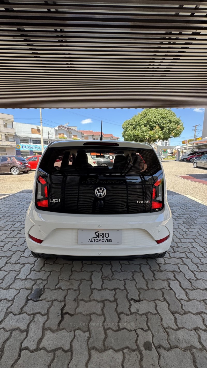 UP 1.0 TSI CONNECT 12V TOTAL FLEX 4P MANUAL - 2020 - LAJEADO
