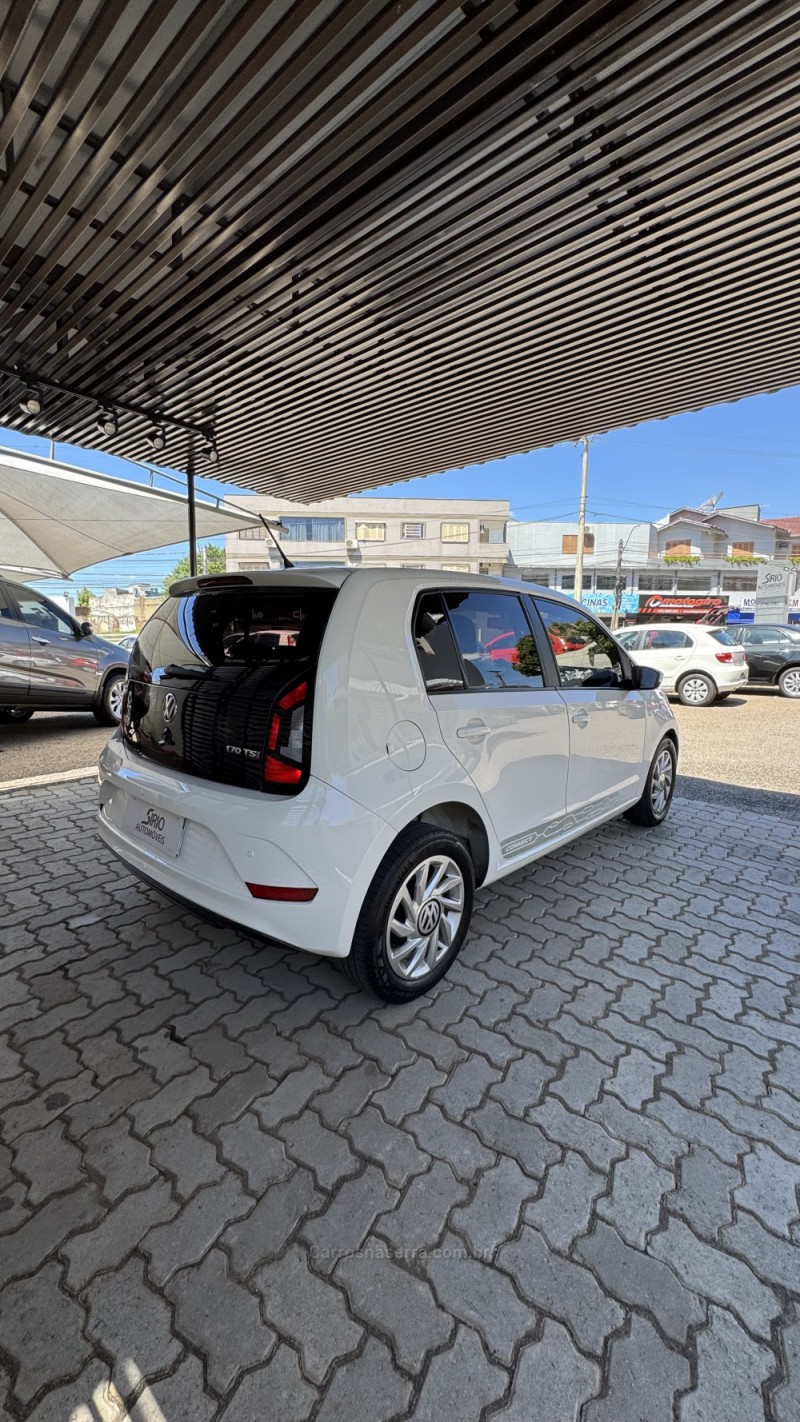 UP 1.0 TSI CONNECT 12V TOTAL FLEX 4P MANUAL - 2020 - LAJEADO