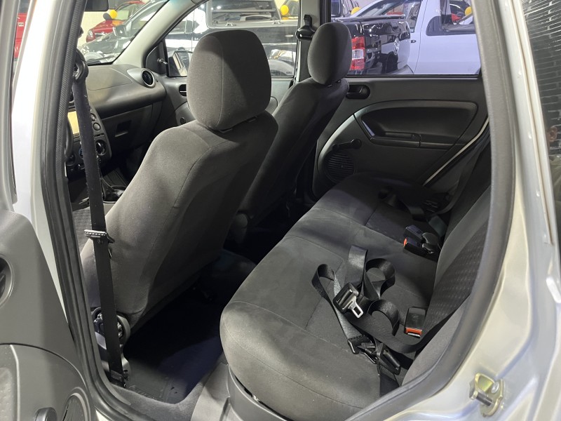 FIESTA 1.0 MPI CLASS 8V GASOLINA 4P MANUAL - 2007 - CAXIAS DO SUL