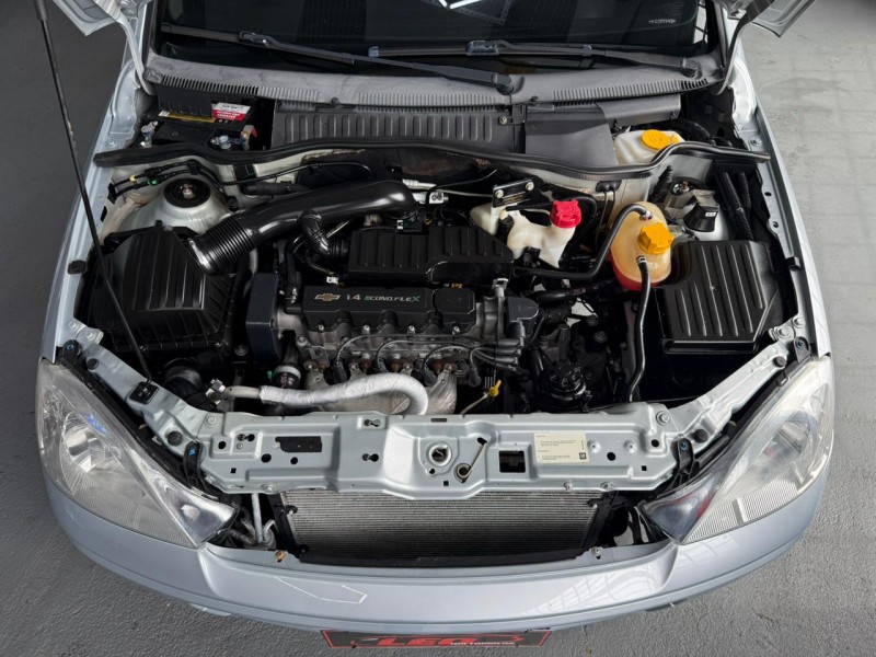 CORSA 1.4 MPFI MAXX SEDAN 8V FLEX 4P MANUAL - 2009 - CAXIAS DO SUL