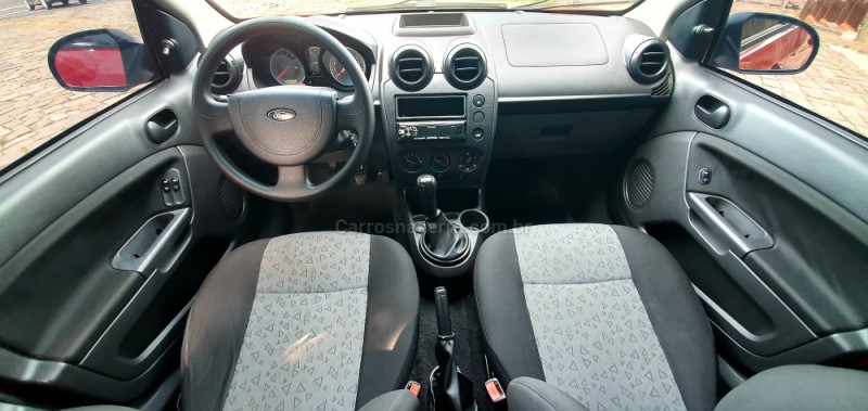 FIESTA 1.6 MPI CLASS SEDAN 8V FLEX 4P MANUAL - 2011 - CAXIAS DO SUL