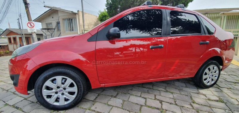 FIESTA 1.6 MPI CLASS SEDAN 8V FLEX 4P MANUAL - 2011 - CAXIAS DO SUL