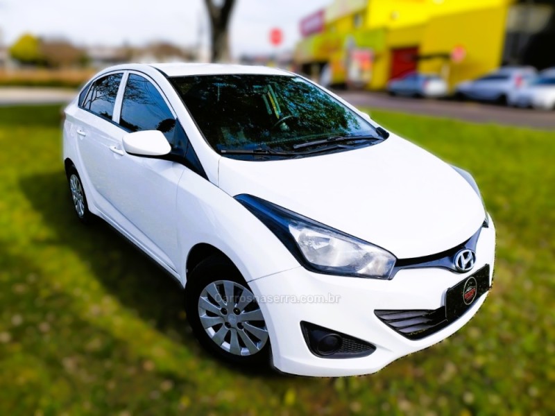 HB20S 1.6 COMFORT PLUS 16V FLEX 4P MANUAL - 2014 - NOVO HAMBURGO