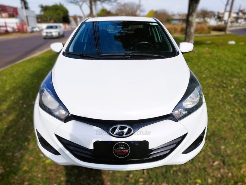HB20S 1.6 COMFORT PLUS 16V FLEX 4P MANUAL - 2014 - NOVO HAMBURGO