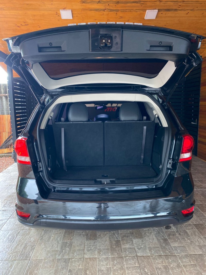 FREEMONT 2.4 PRECISION 16V GASOLINA 4P AUTOMÁTICO - 2014 - ESTâNCIA VELHA