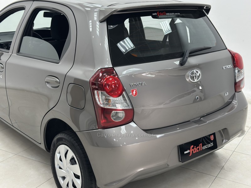 ETIOS 1.3 X 16V FLEX 4P MANUAL - 2019 - SANTA CRUZ DO SUL