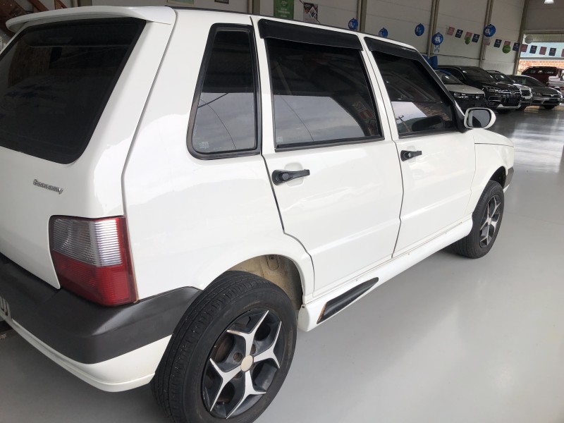 UNO 1.0 MPI MILLE FIRE ECONOMY 8V FLEX 4P MANUAL - 2011 - VALE REAL