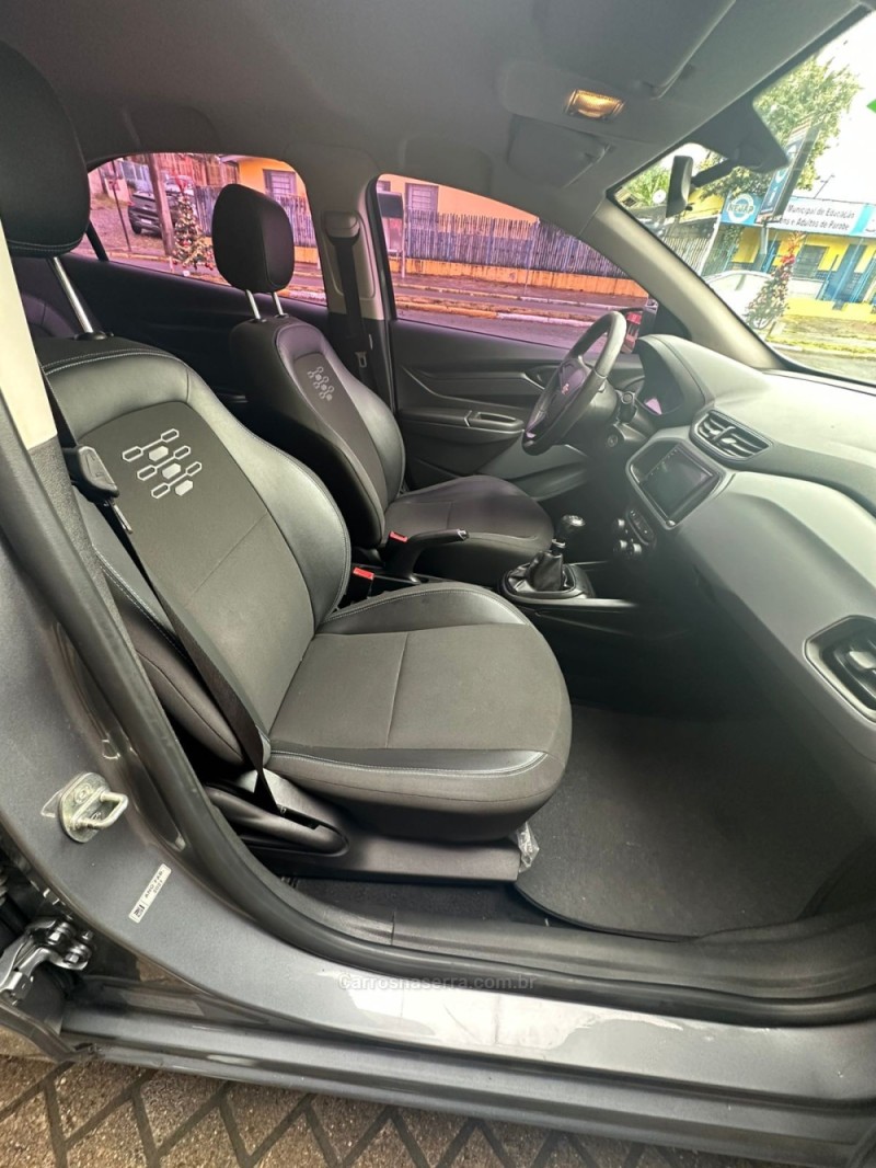 ONIX 1.0 JOY PLUS BLACK 8V FLEX 4P MANUAL - 2021 - PAROBé