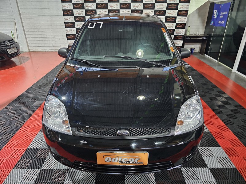 FIESTA 1.0 MPI CLASS 8V FLEX 4P MANUAL - 2007 - CAXIAS DO SUL