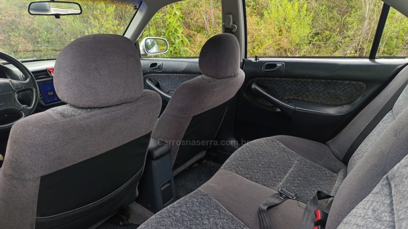 CIVIC 1.6 LX 16V GASOLINA 4P MANUAL - 1998 - CAXIAS DO SUL