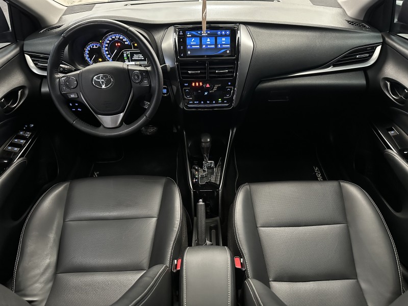YARIS 1.5 XLS SEDAN 16V FLEX 4P AUTOMÁTICO - 2023 - CAXIAS DO SUL