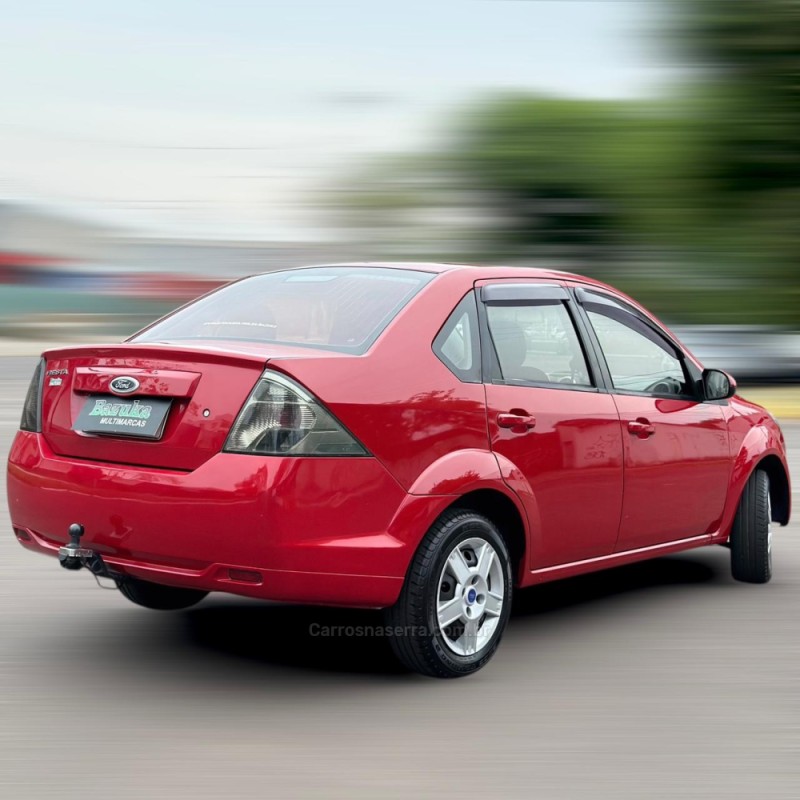FIESTA 1.6 MPI 8V GASOLINA 4P MANUAL - 2011 - NOVO HAMBURGO
