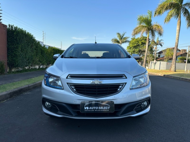 PRISMA 1.4 MPFI LTZ 8V FLEX 4P MANUAL - 2015 - SãO LEOPOLDO