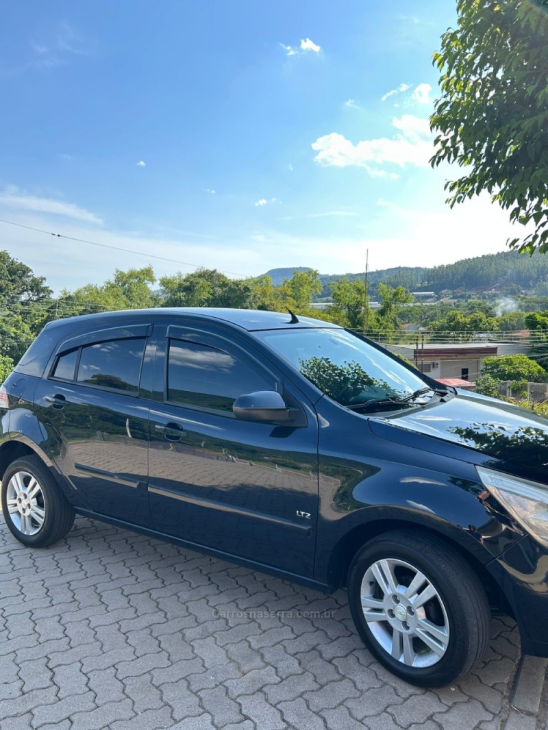 AGILE 1.4 MPFI LTZ 8V FLEX 4P MANUAL - 2010 - FELIZ
