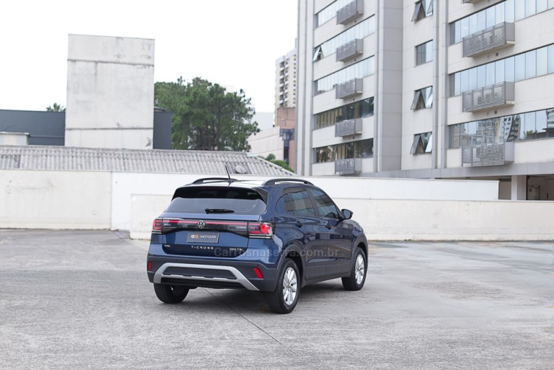 T-CROSS 1.0 TSI 200 12V FLEX 4P AUTOMÁTICO - 2025 - PORTO ALEGRE