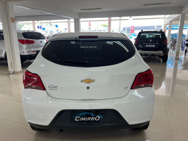 ONIX 1.0 MPFI LT 8V FLEX 4P MANUAL - 2018 - TAQUARA