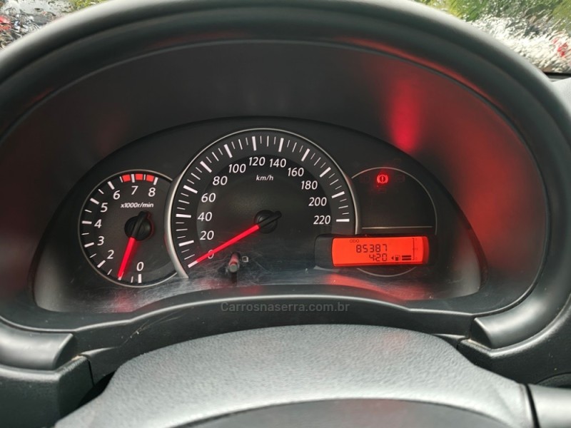 MARCH 1.0 SV 16V FLEX 4P MANUAL - 2015 - GUAPORé