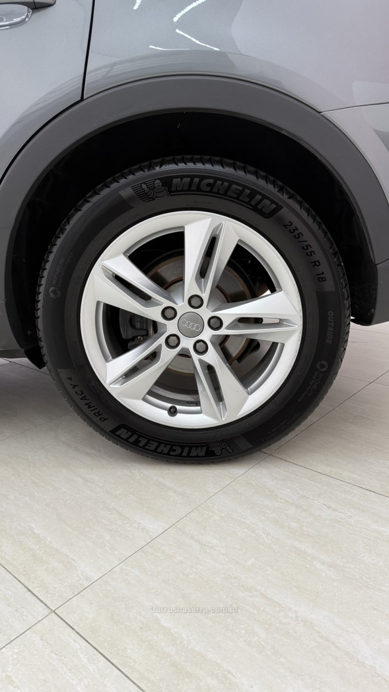 Q3 1.4 TFSI AMBIENTE GASOLINA 4P S TRONIC - 2016 - BENTO GONçALVES