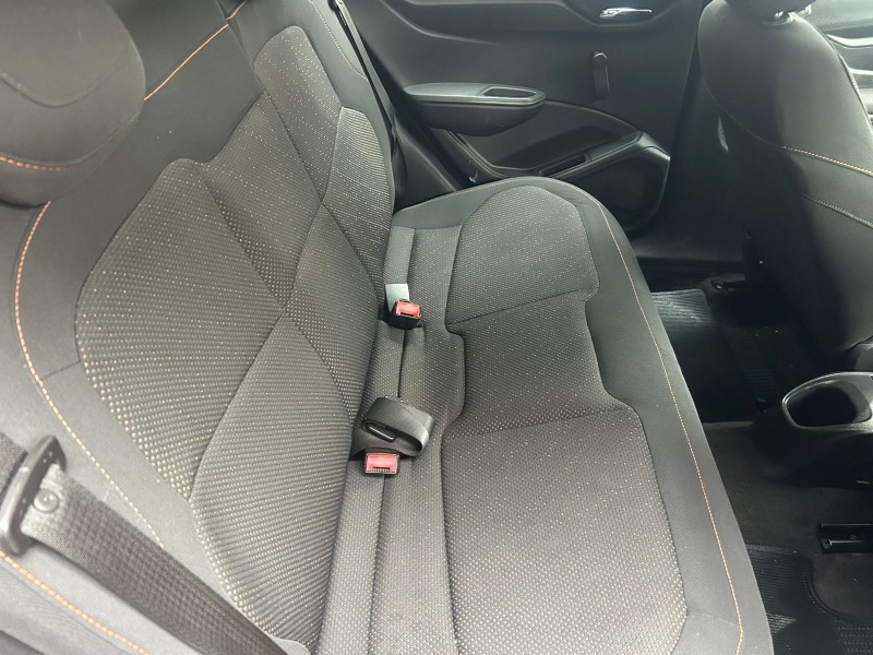 ONIX 1.4 MPFI LT 8V FLEX 4P MANUAL - 2014 - TRêS COROAS