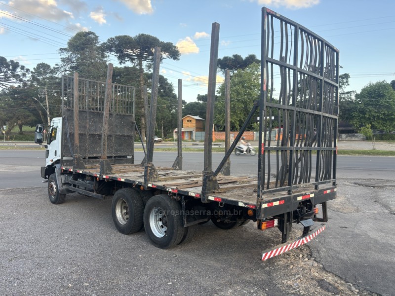 CARGO 3133 E 6X4 TURBO (E5) - 2013 - CANELA