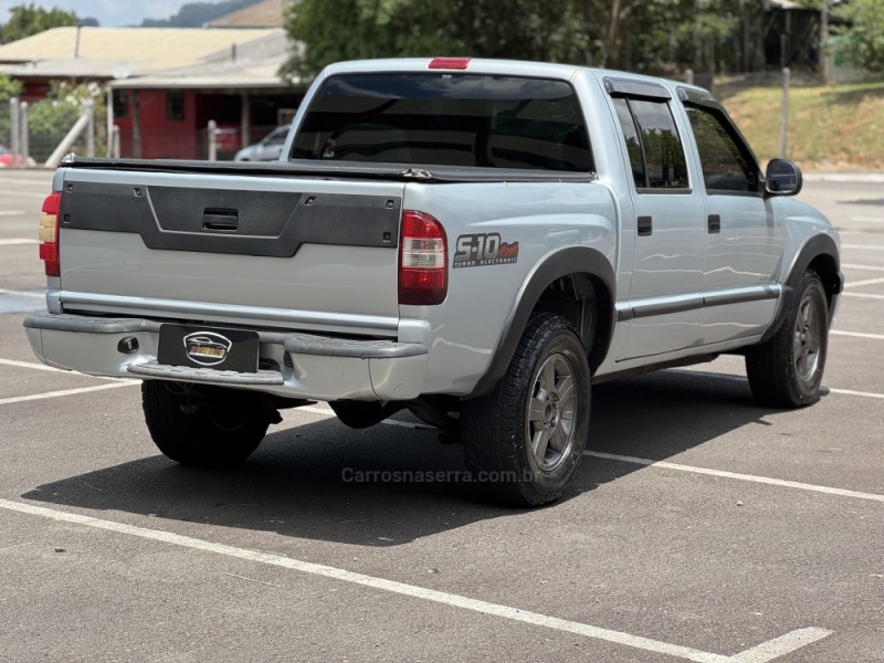 S10 2.8 COLINA 4X4 CD 12V TURBO ELECTRONIC INTERCOOLER DIESEL 4P MANUAL - 2011 - GRAMADO