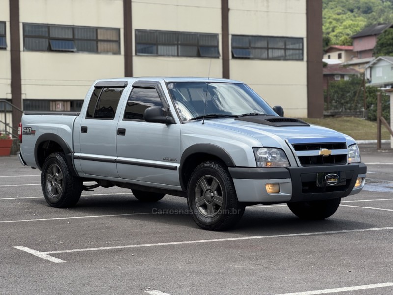 S10 2.8 COLINA 4X4 CD 12V TURBO ELECTRONIC INTERCOOLER DIESEL 4P MANUAL - 2011 - GRAMADO