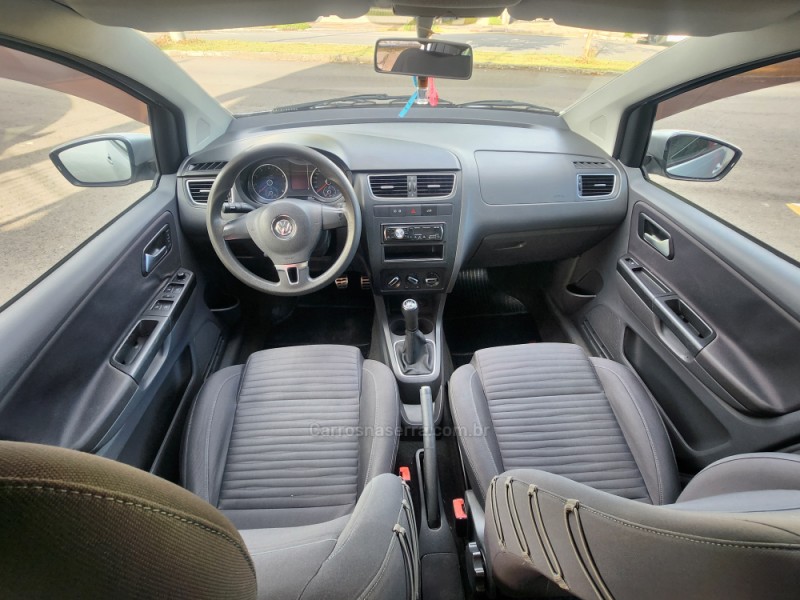 CROSSFOX 1.6 MI FLEX 8V 4P MANUAL - 2011 - VERANóPOLIS