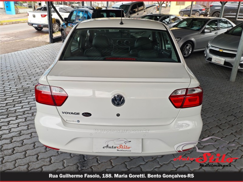 VOYAGE 1.0 MI COMFORTLINE 8V FLEX 4P MANUAL - 2016 - BENTO GONçALVES