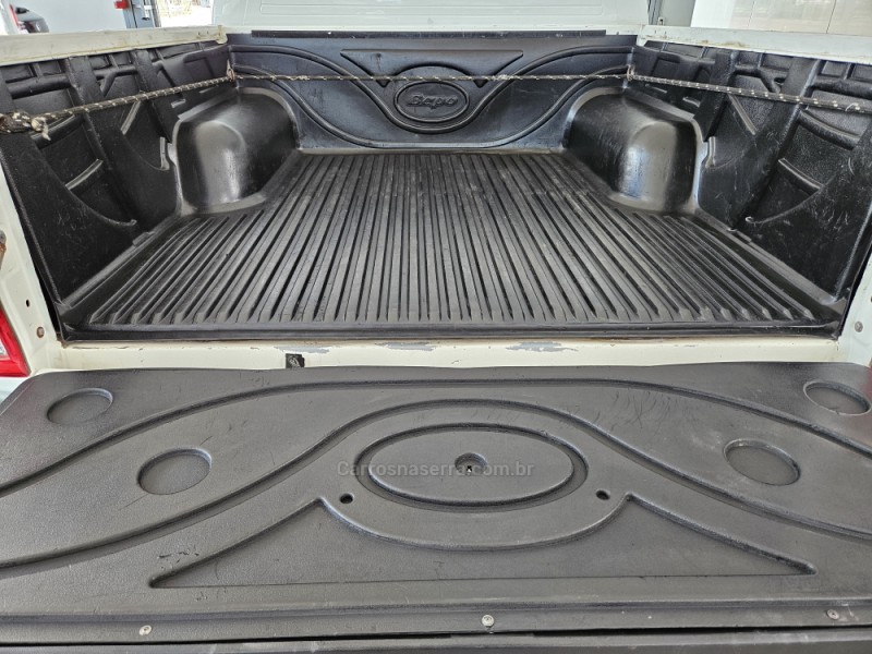 HILUX 3.0 STD 4X4 CD 16V TURBO INTERCOOLER DIESEL 4P MANUAL - 2015 - TAPEJARA