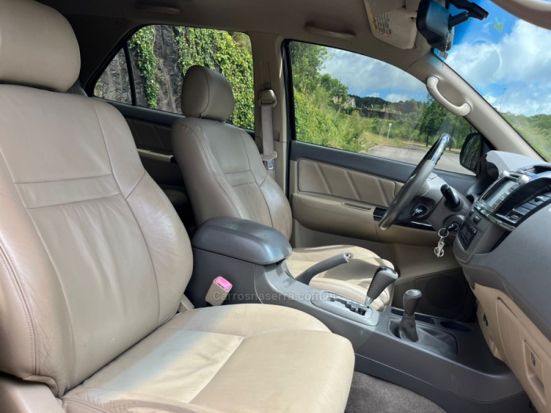 HILUX SW4 3.0 SRV 4X4 16V TURBO INTERCOOLER DIESEL 4P AUTOMÁTICO - 2013 - BENTO GONçALVES