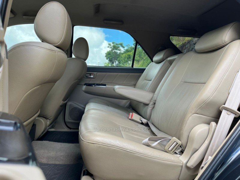 HILUX SW4 3.0 SRV 4X4 16V TURBO INTERCOOLER DIESEL 4P AUTOMÁTICO - 2013 - BENTO GONçALVES