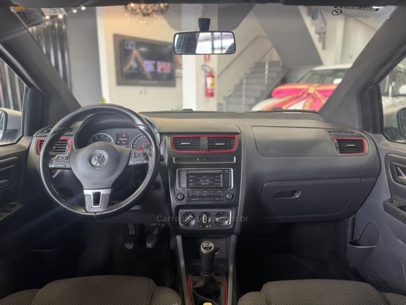 FOX 1.6 MI ROCK IN RIO 8V FLEX 4P MANUAL - 2014 - DOIS IRMãOS