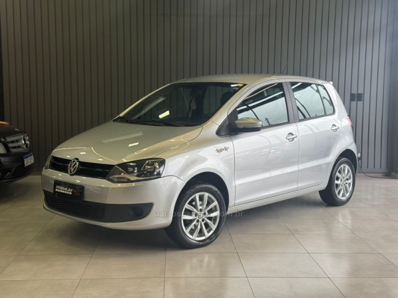 FOX 1.6 MI ROCK IN RIO 8V FLEX 4P MANUAL - 2014 - DOIS IRMãOS