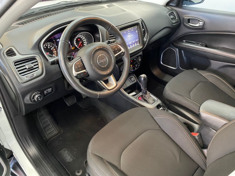 COMPASS 2.0 16V FLEX LONGITUDE AUTOMÁTICO - 2017 - CAXIAS DO SUL